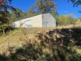 More details for 922 Broad st, Mount Hope, WV - Industrial for Sale