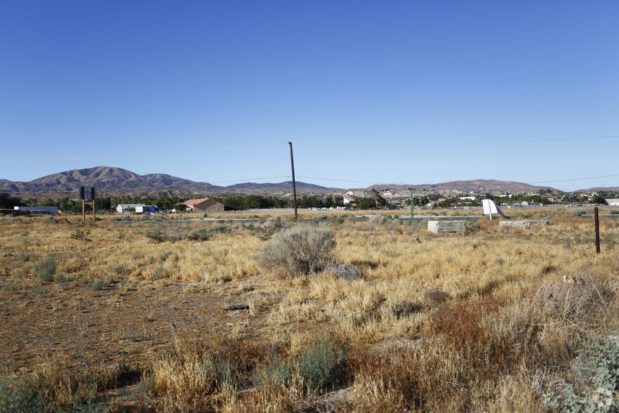 5500 Pearblossom Hwy, Palmdale, CA 93552