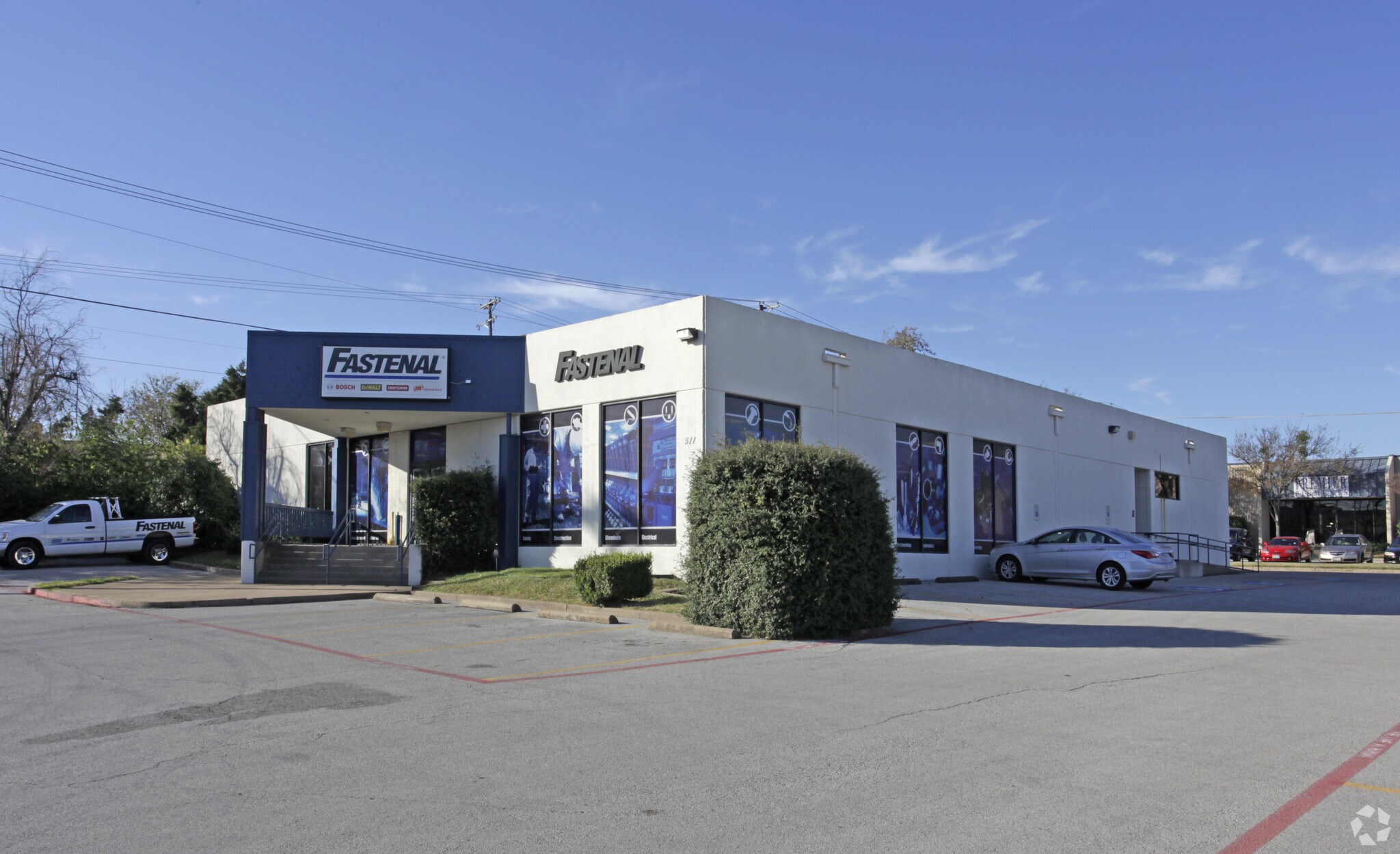 511 N Watson Rd, Arlington, TX for sale Primary Photo- Image 1 of 1