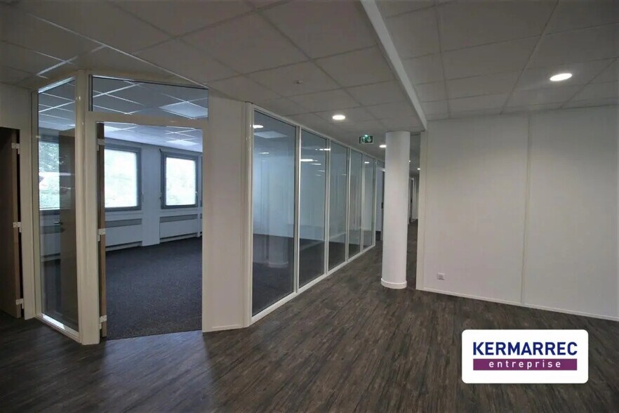 Office in Rennes for lease - Building Photo - Image 2 of 13