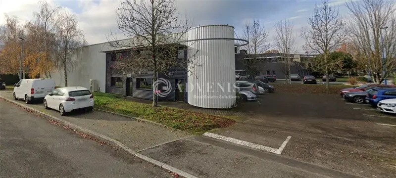 Flex in La Chapelle-sur-Erdre for lease - Building Photo - Image 1 of 8