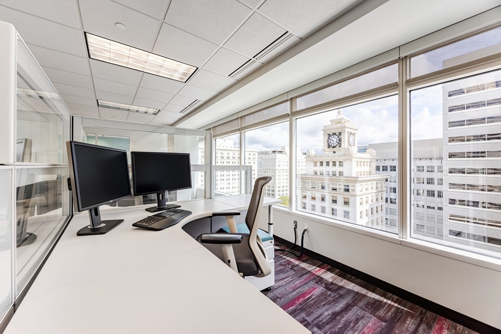 805 SW Broadway, Portland, OR for lease Interior Photo- Image 1 of 1