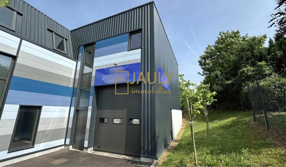 Flex in Mareuil-lès-Meaux for lease - Building Photo - Image 3 of 11