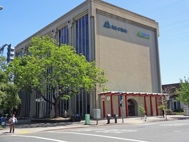 Prime Downtown Office Space For Lease - Bar
