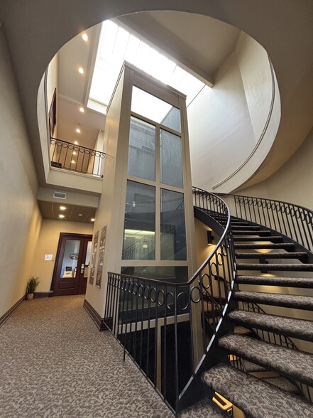 1101 S Fawcett Ave, Tacoma, WA for lease - Building Photo - Image 3 of 5