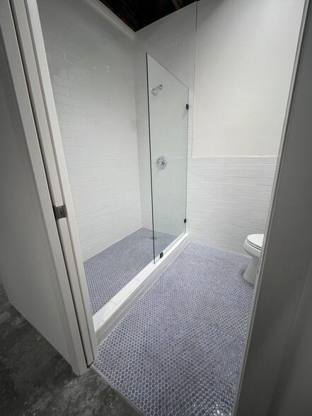 123 E C St, Wilmington, CA for sale - Building Photo - Image 3 of 18