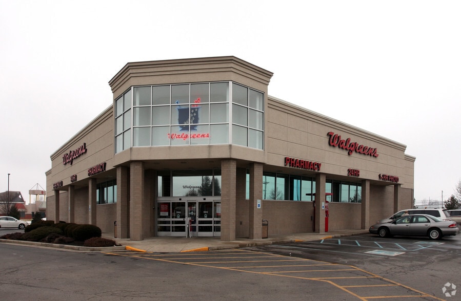 1516 E Main St, Plainfield, IN for sale - Primary Photo - Image 1 of 1