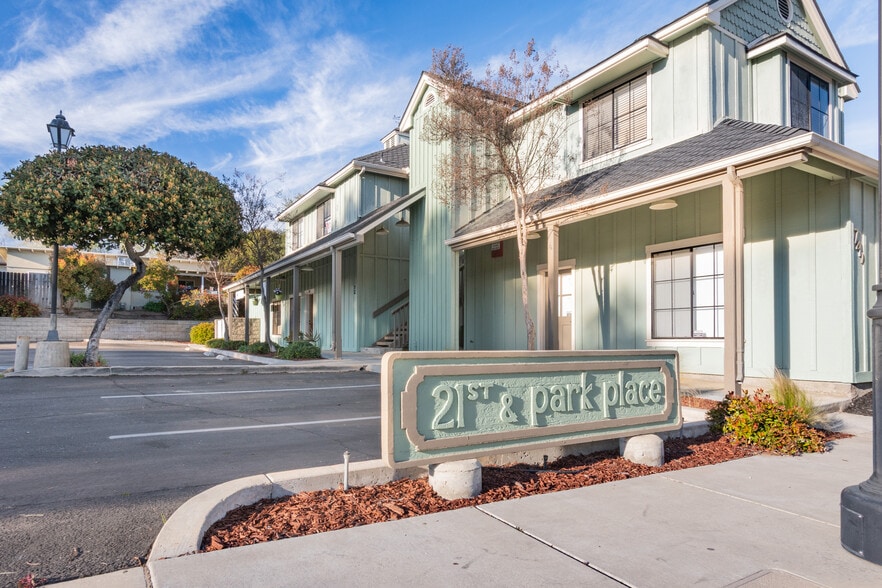741 21st St, Paso Robles, CA for sale - Primary Photo - Image 1 of 31
