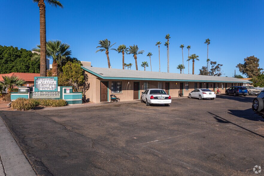 2174 E Apache Blvd, Tempe, AZ for sale - Building Photo - Image 1 of 1
