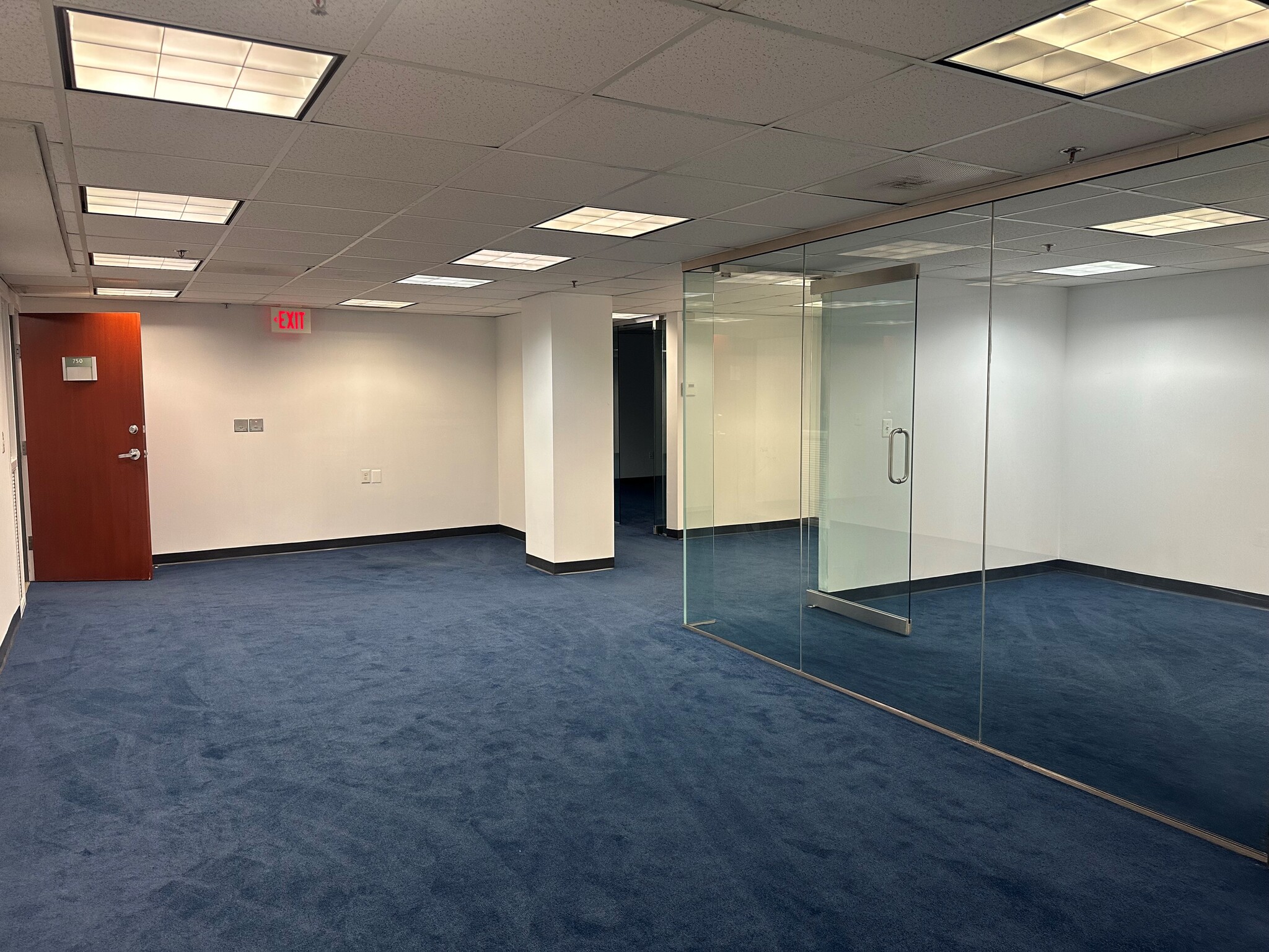 1100 H St NW, Washington, DC for lease Interior Photo- Image 1 of 6