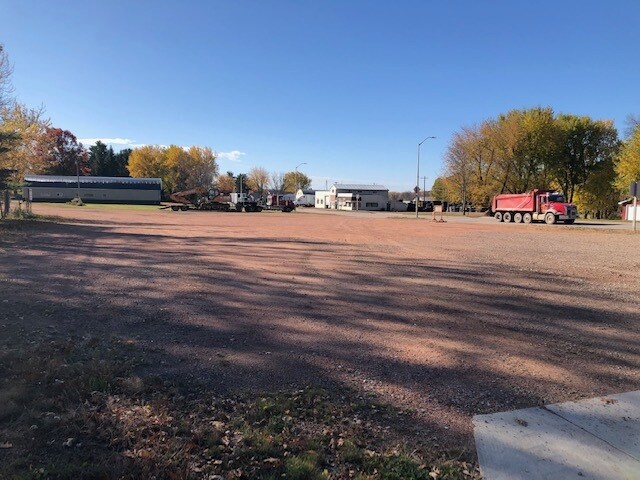 802 S Division St, Colby, WI for sale - Primary Photo - Image 1 of 1
