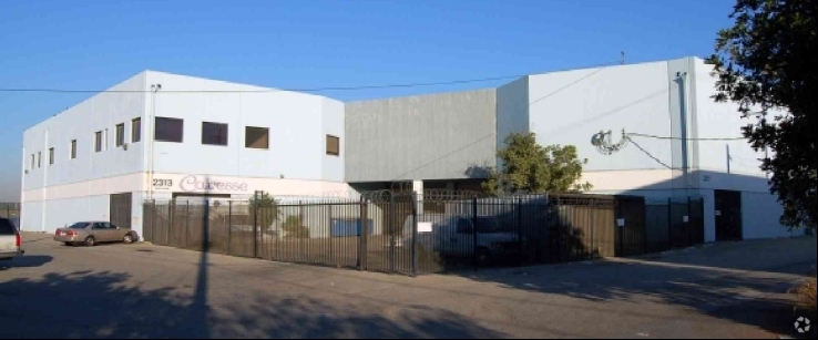 2313-2317 S Santa Fe Ave, Los Angeles, CA for lease - Building Photo - Image 2 of 6