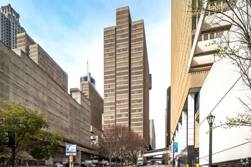 233 Peachtree St NE, Atlanta, GA for lease - Building Photo - Image 3 of 24