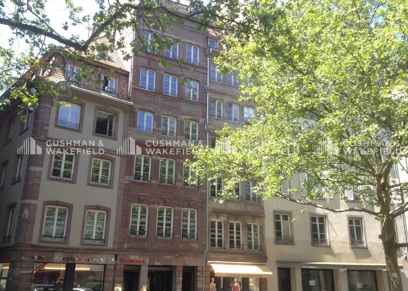 Office in Strasbourg for lease - Building Photo - Image 1 of 5