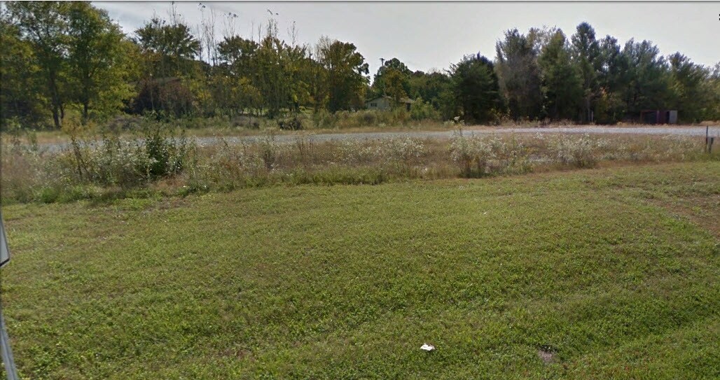 1317 Dolly Parton Pky, Sevierville, TN 37862