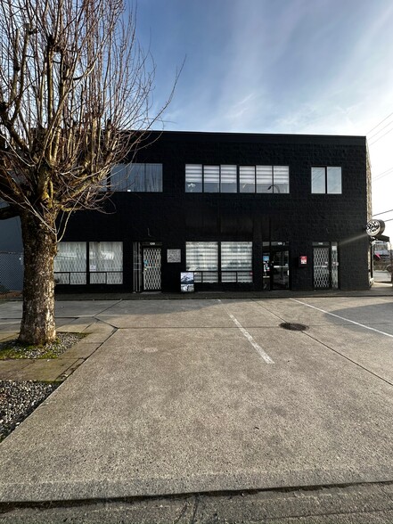 8740 Beckwith Rd, Richmond, BC for lease - Building Photo - Image 1 of 8