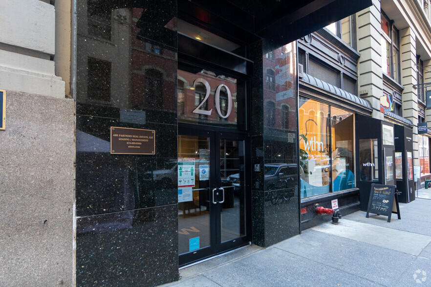 20 W 22nd St, New York, NY for lease - Building Photo - Image 2 of 4