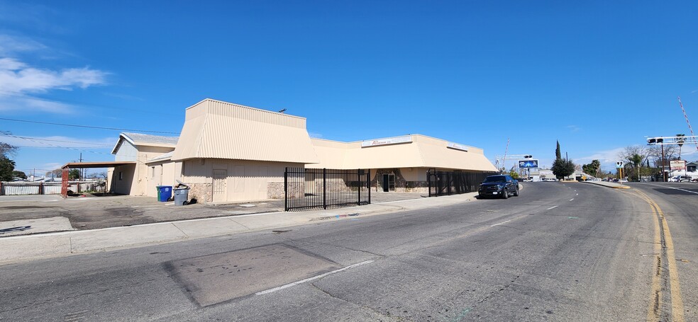 1907 Olive Ave, Fresno, CA for lease - Primary Photo - Image 1 of 6