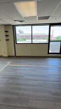 2700-2800 Lighthouse Pt E, Baltimore, MD for lease - Commercial Listing Video 