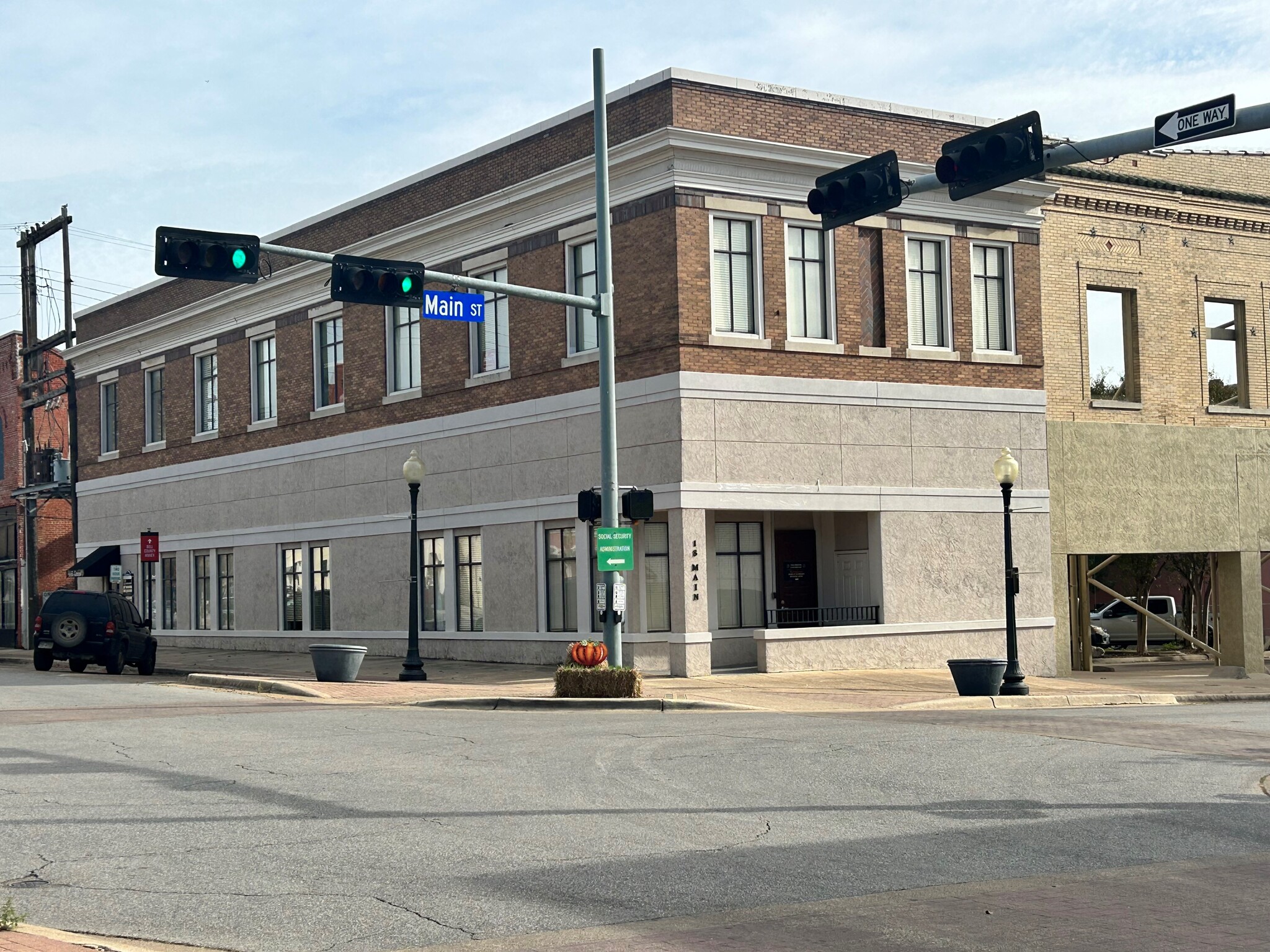 1 E Central, Temple, TX for lease Building Photo- Image 1 of 6