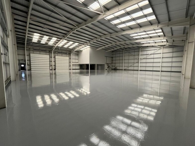 Axial Way, Colchester for lease - Building Photo - Image 3 of 17