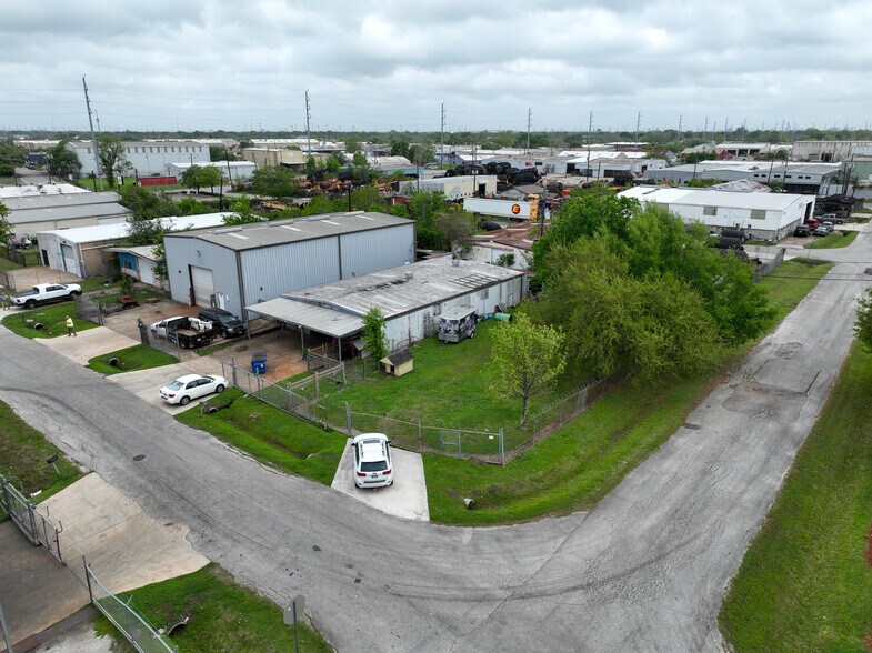 5935 Heffernan st, Houston, TX for sale - Primary Photo - Image 1 of 1