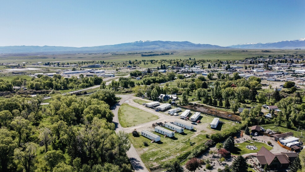 250 Pioneer Dr, Dillon, MT for sale - Building Photo - Image 3 of 5