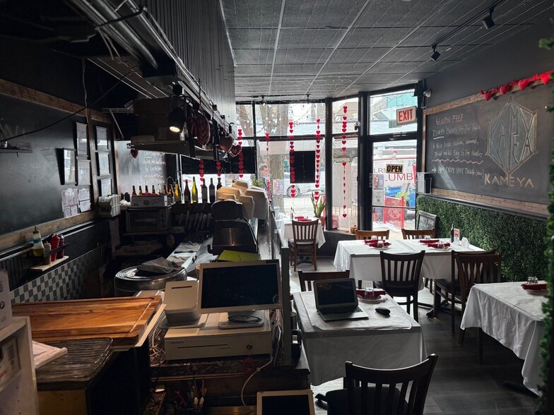 2200 N Halsted St, Chicago, IL for lease - Building Photo - Image 3 of 6