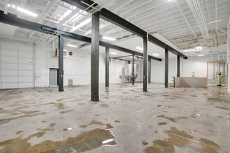 55 NE Farragut St, Portland, OR for lease Interior Photo- Image 1 of 23