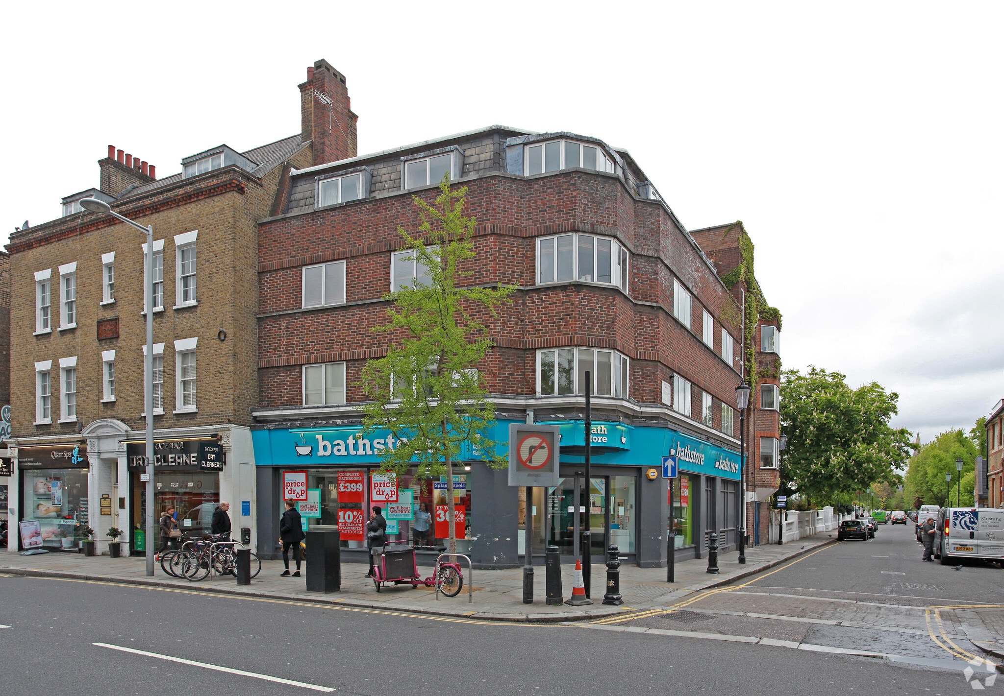 180-184 Fulham Rd, London for sale Primary Photo- Image 1 of 1