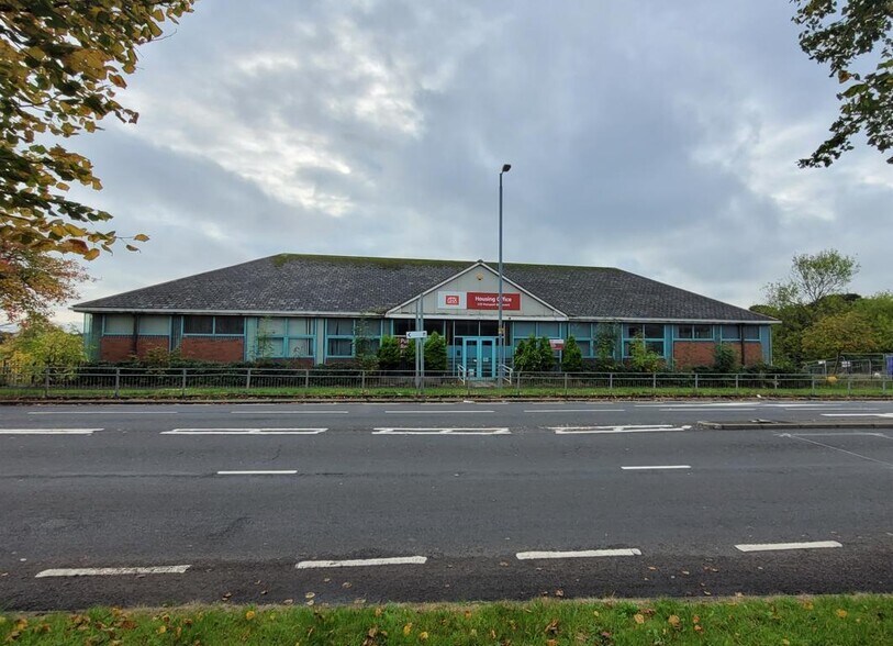 539 Mosspark Blvd, Glasgow for lease - Building Photo - Image 1 of 4