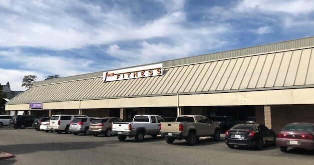 40041 Highway 49, Oakhurst, CA for lease - Building Photo - Image 2 of 8