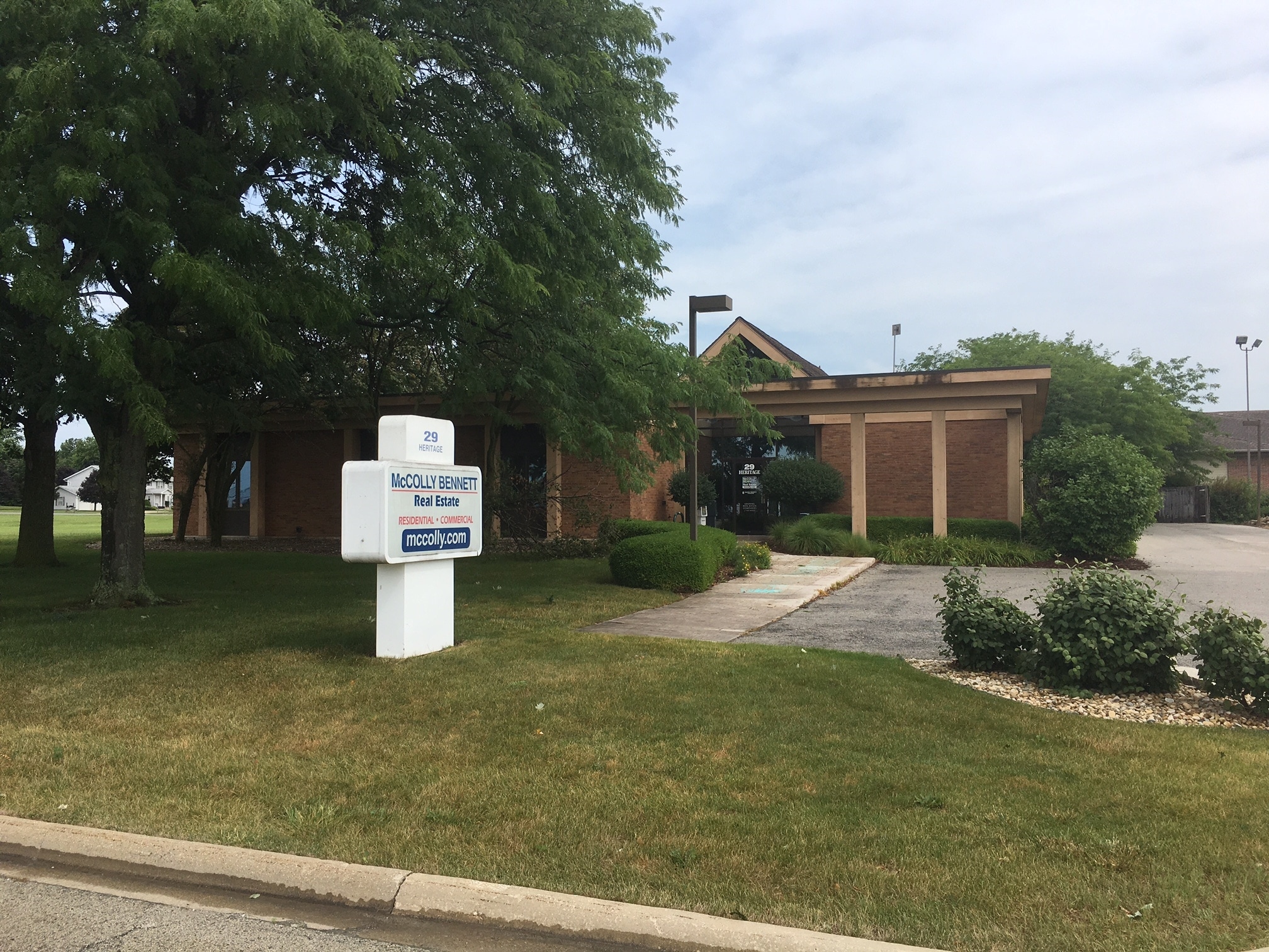 29 Heritage Dr, Bourbonnais, IL 60914