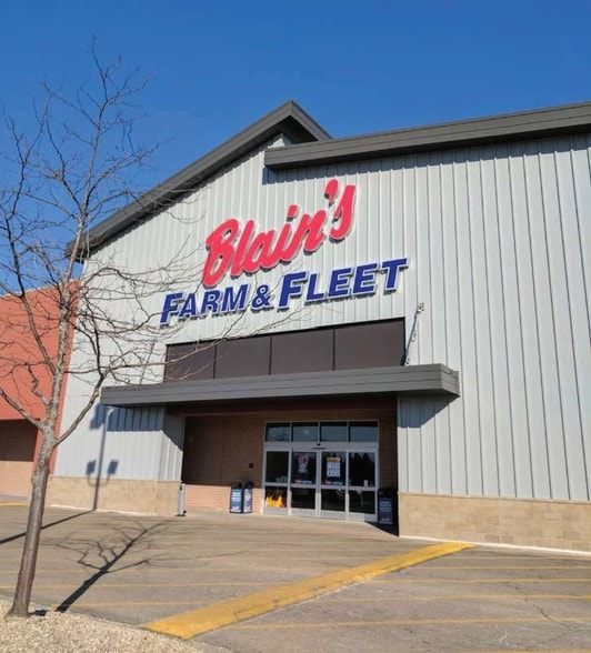 Randall Rd, Elgin, IL for sale - Building Photo - Image 1 of 5