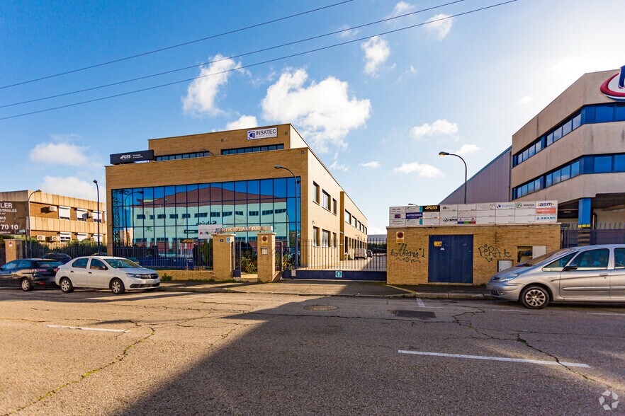 Office in Leganés, Madrid for lease - Building Photo - Image 2 of 2