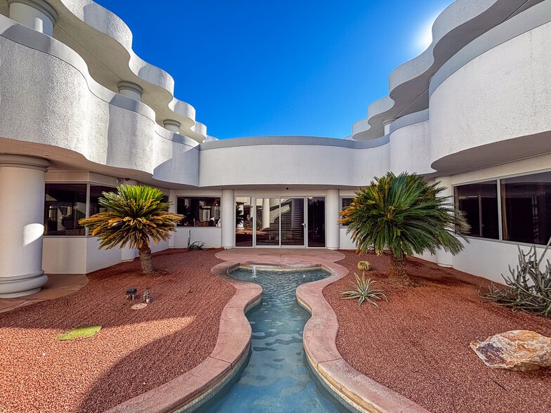 74785 Highway 111, Indian Wells, CA for lease - Building Photo - Image 2 of 14