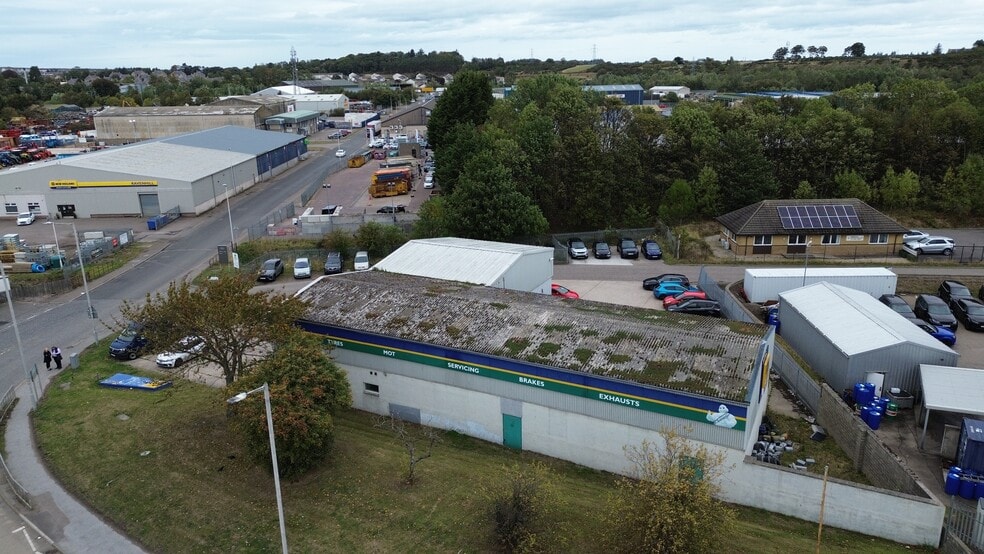 34 Moycroft Rd, Elgin for lease - Building Photo - Image 2 of 6