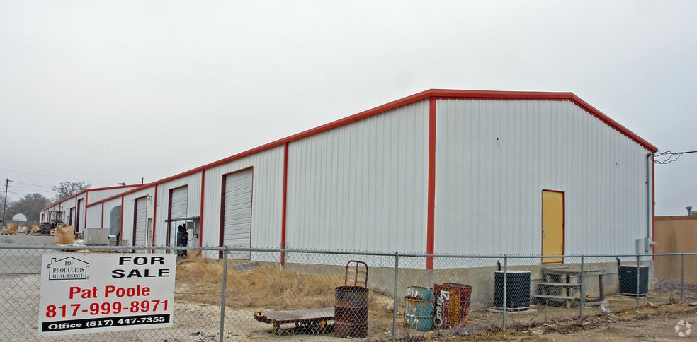 619 Broadway St, Joshua, TX for sale - Primary Photo - Image 1 of 1