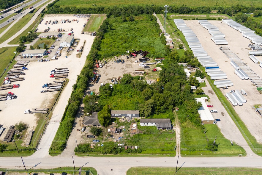 8186 Miller Rd 3, Houston, TX for sale - Building Photo - Image 1 of 13