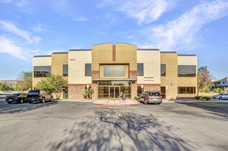 8945 W Post Rd, Las Vegas, NV for lease - Building Photo - Image 1 of 6