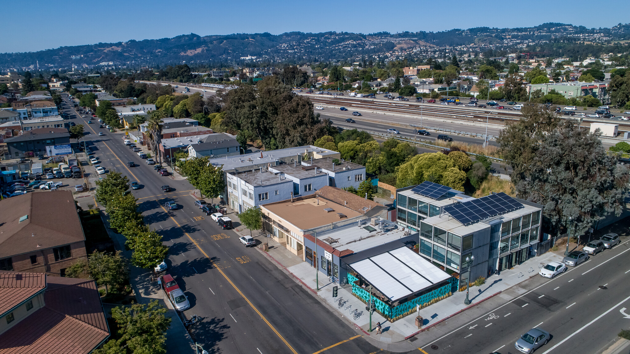 644 40th St, Oakland, CA for lease Building Photo- Image 1 of 5