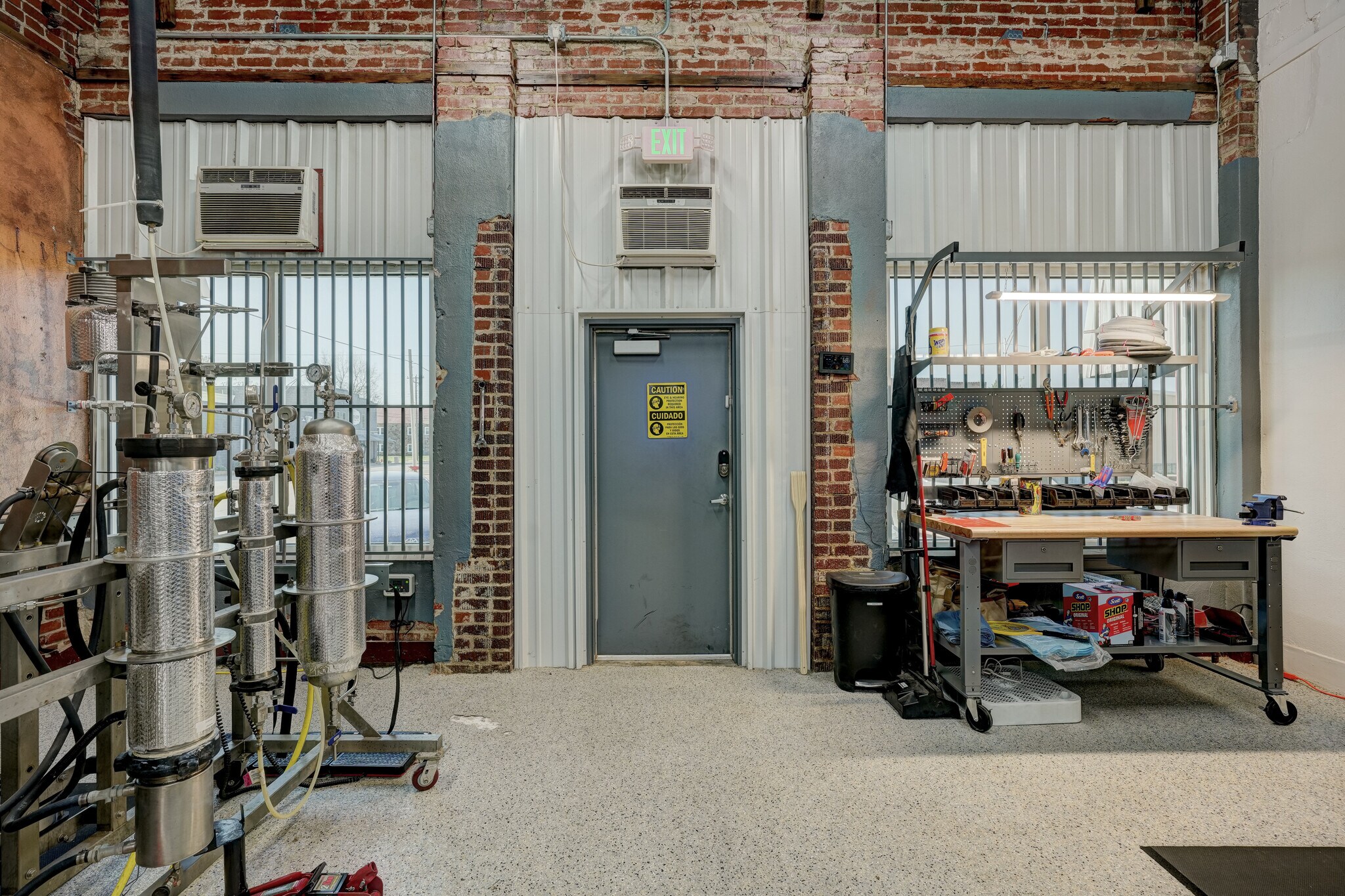 702 W Carl Hubbell Blvd, Meeker, OK for sale Interior Photo- Image 1 of 1