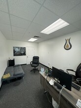 6457 Hazeltine National Dr, Orlando, FL for lease Building Photo- Image 2 of 4