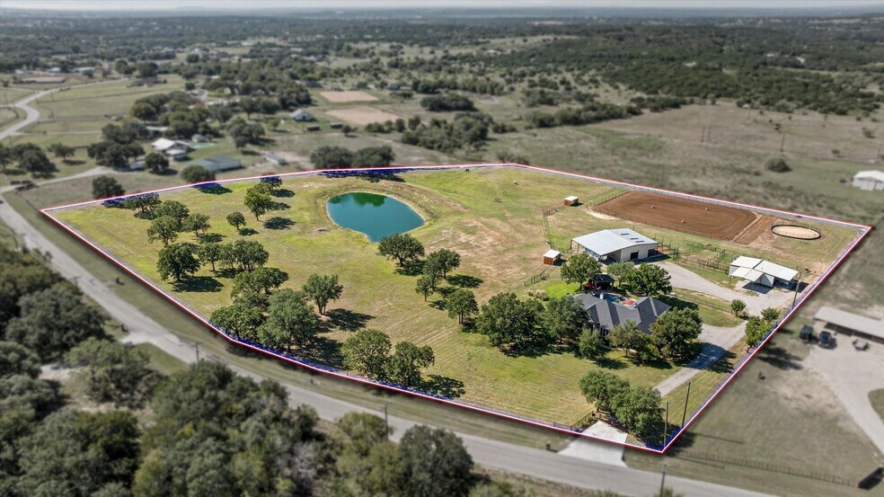 5444 Meadow Ridge Dr, Weatherford, TX for sale - Building Photo - Image 2 of 39