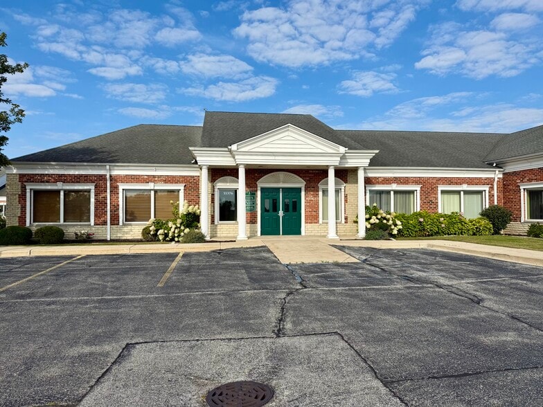 11376 Broadway, Crown Point, IN for lease - Building Photo - Image 3 of 11