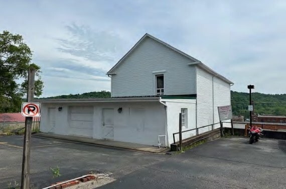 136 E High St, Waynesburg, PA for sale - Building Photo - Image 3 of 12