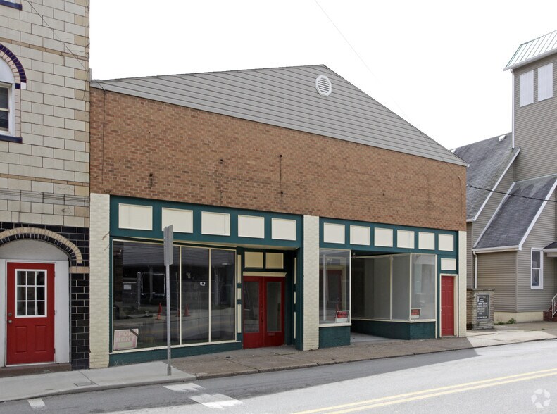 714-716 Main St, Bentleyville, PA for sale - Building Photo - Image 2 of 6