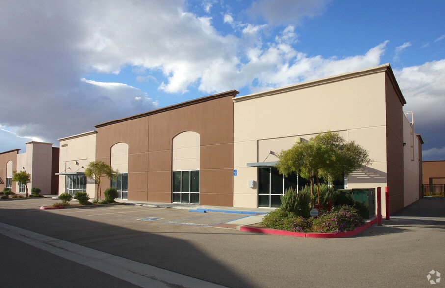 82855 Market St, Indio, CA for lease - Building Photo - Image 2 of 8