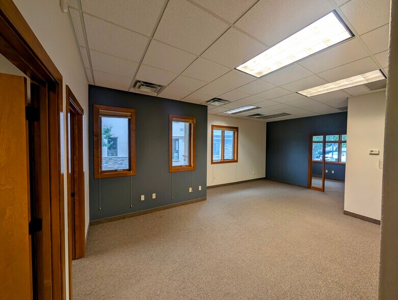 1915 Wilmington Dr, Fort Collins, CO for lease - Building Photo - Image 3 of 8