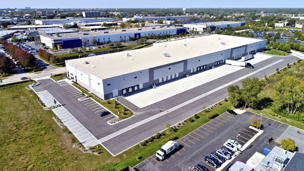 1731 Wall St, Mount Prospect, IL for lease - Building Photo - Image 2 of 9